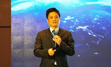 杨冰之：数据驱动行业融合升维