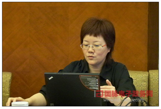 OETY欧亿体育互联政府网站评测研究中心副主任、首席规划师郑爱军女士