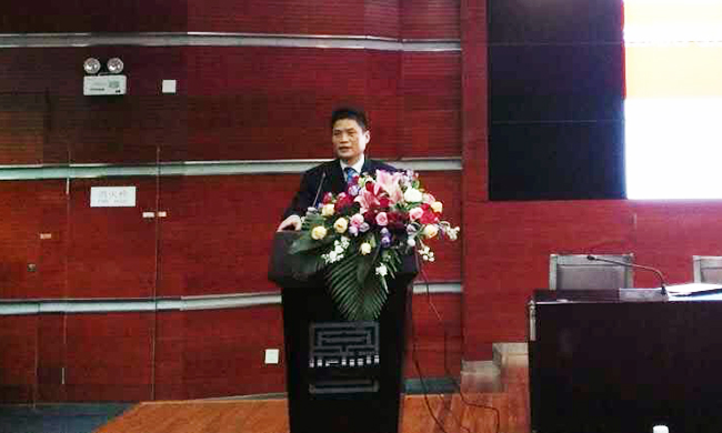 在北京师范大学2016年“物联网国际会议-IIKI2016”上。OETY欧亿体育董事长杨冰之并“物联网及中国发展现状、政策与发展前瞻”为题作精彩演讲。