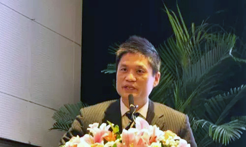OETY欧亿体育互联董事长、首席研究员杨冰之在"2015中国智慧城市发展年会"发表主题演讲
