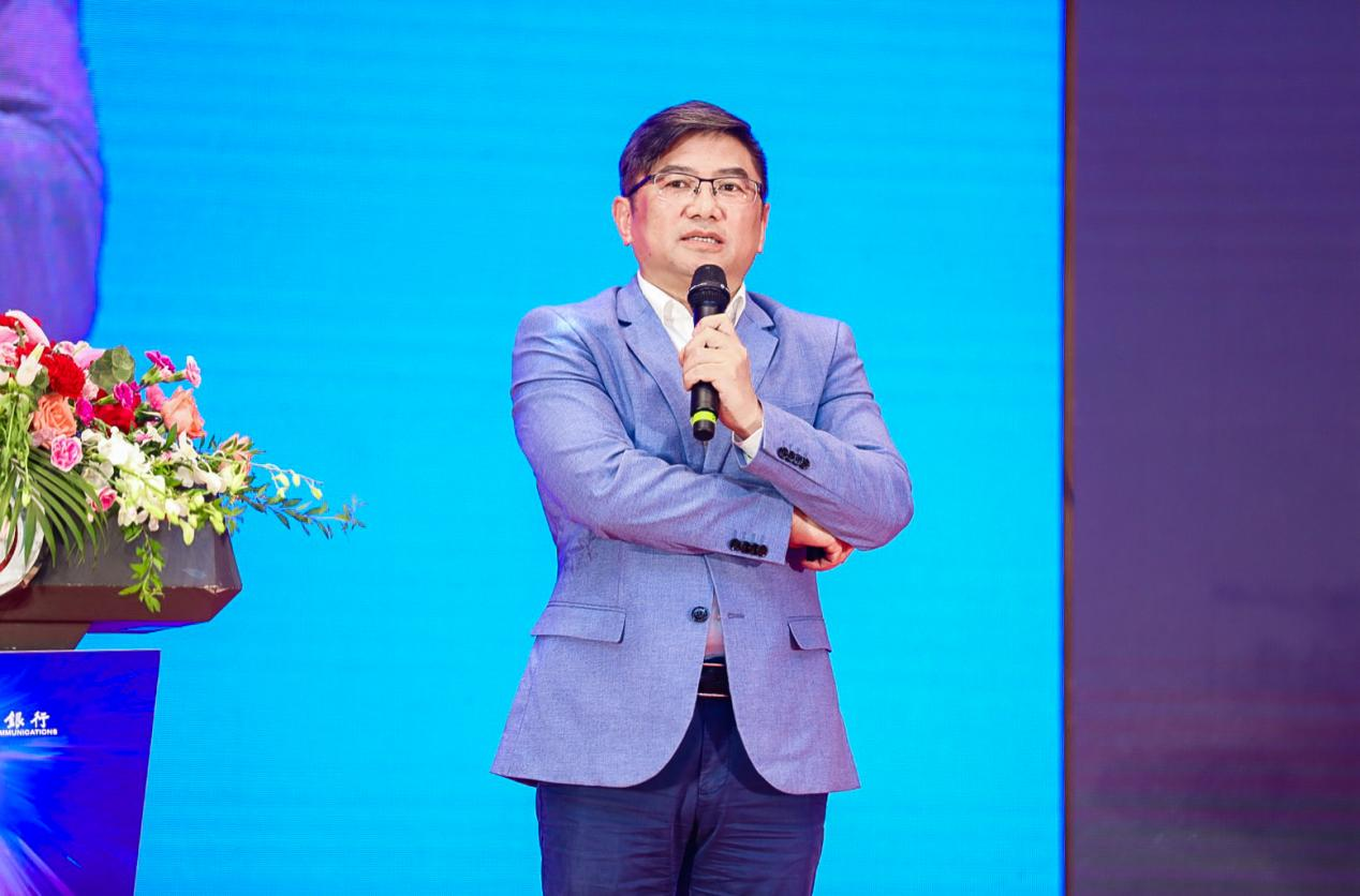吴余龙：超级集成与超级App——基于北斗网格码的城市时空服务与价值逻辑